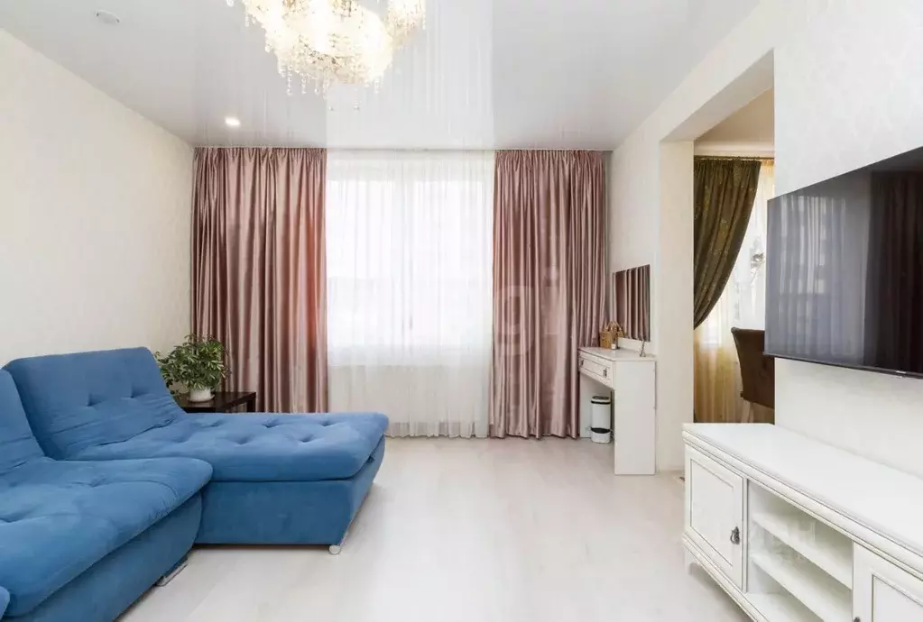 2-к кв. Свердловская область, Екатеринбург ул. Гастелло, 32А (58.2 м) - Фото 1