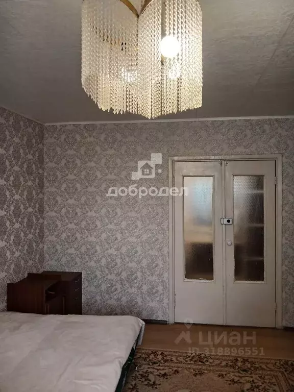 3-к кв. Свердловская область, Екатеринбург ул. Крестинского, 59к1 ... - Фото 1