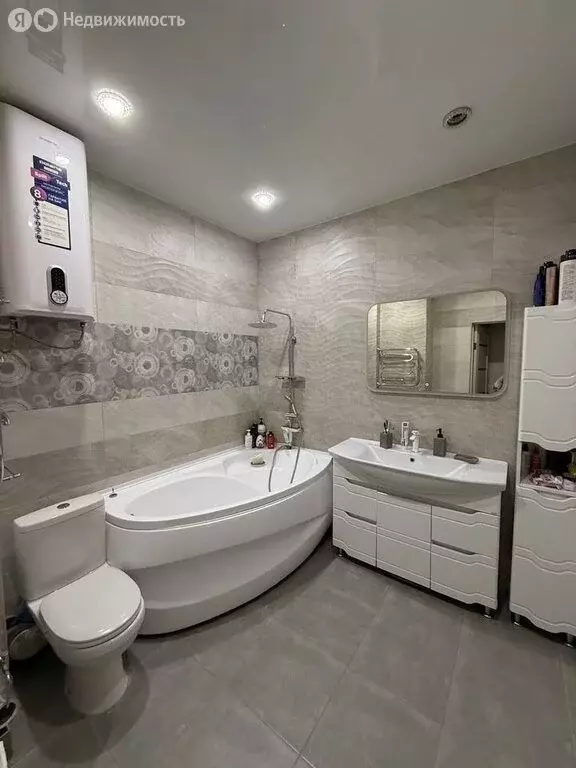 2-комнатная квартира: Казань, улица Аметьевская Магистраль, 16к1 (69.7 ... - Фото 1