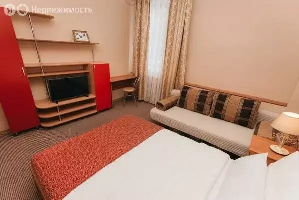 1-комнатная квартира: урюпинск, проспект ленина, 66 (36 м) - Фото 1