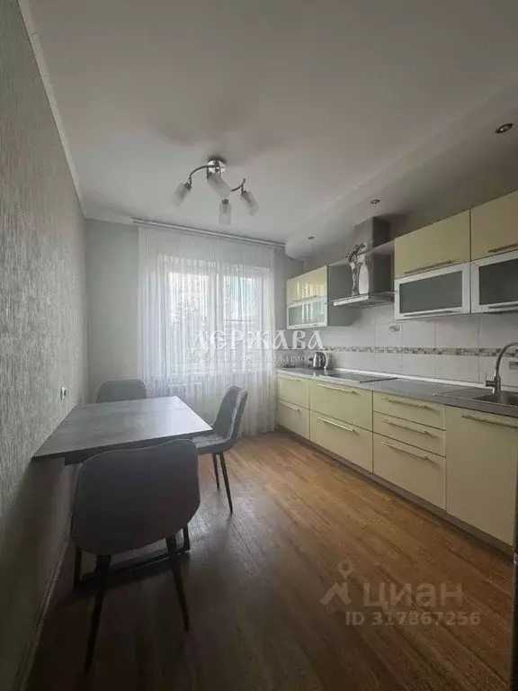 3-к кв. Белгородская область, Старый Оскол Солнечный мкр, 15 (63.0 м) - Фото 0