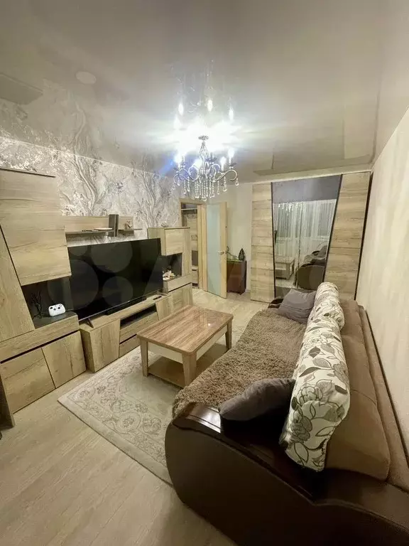 2-к. квартира, 45 м, 5/5 эт. - Фото 1