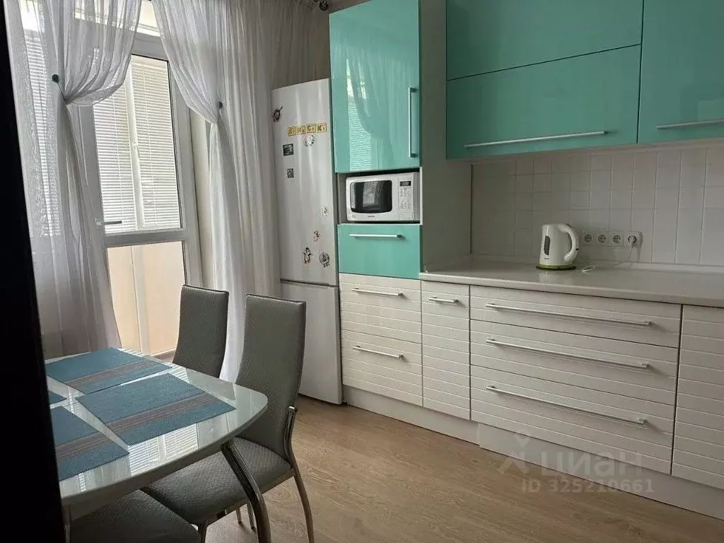 1-к кв. Крым, Симферополь ул. Калинина, 27 (46.0 м) - Фото 1