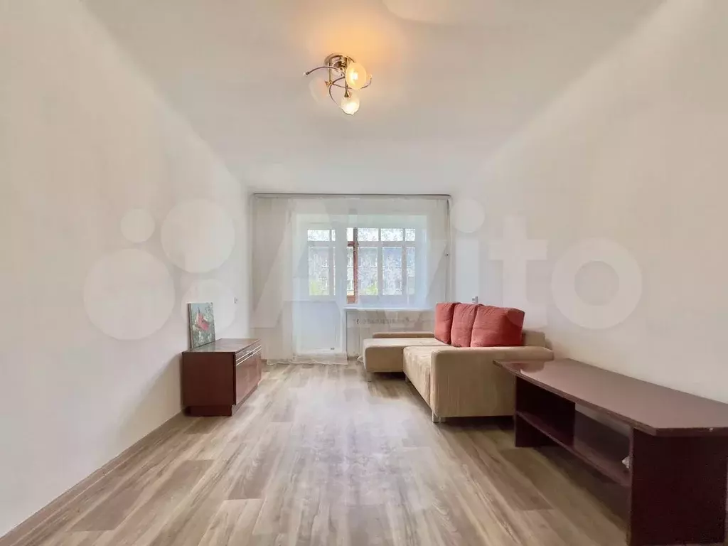 1-к. квартира, 32 м, 4/9 эт. - Фото 0