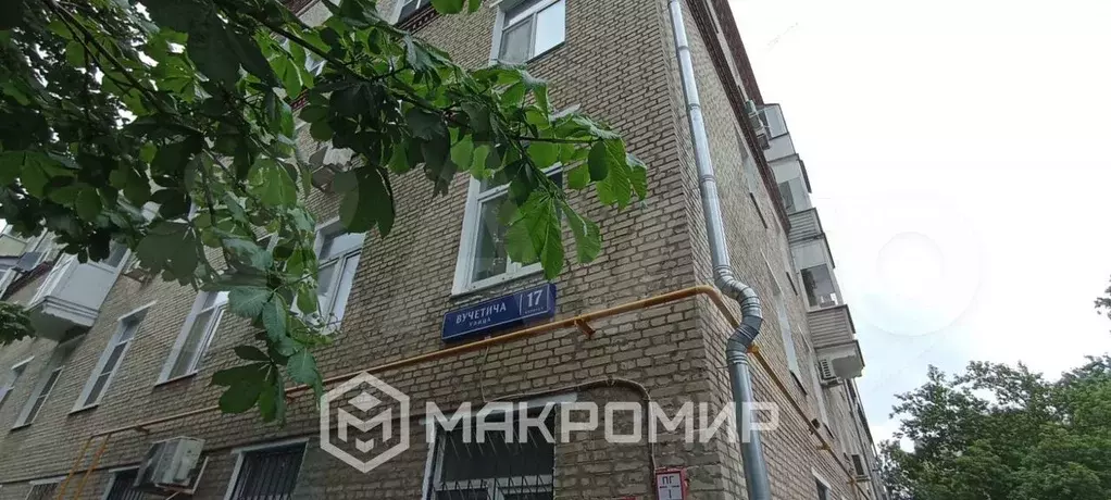 Доля в 4-к. квартире, 98,3 м, 3/5 эт. - Фото 0