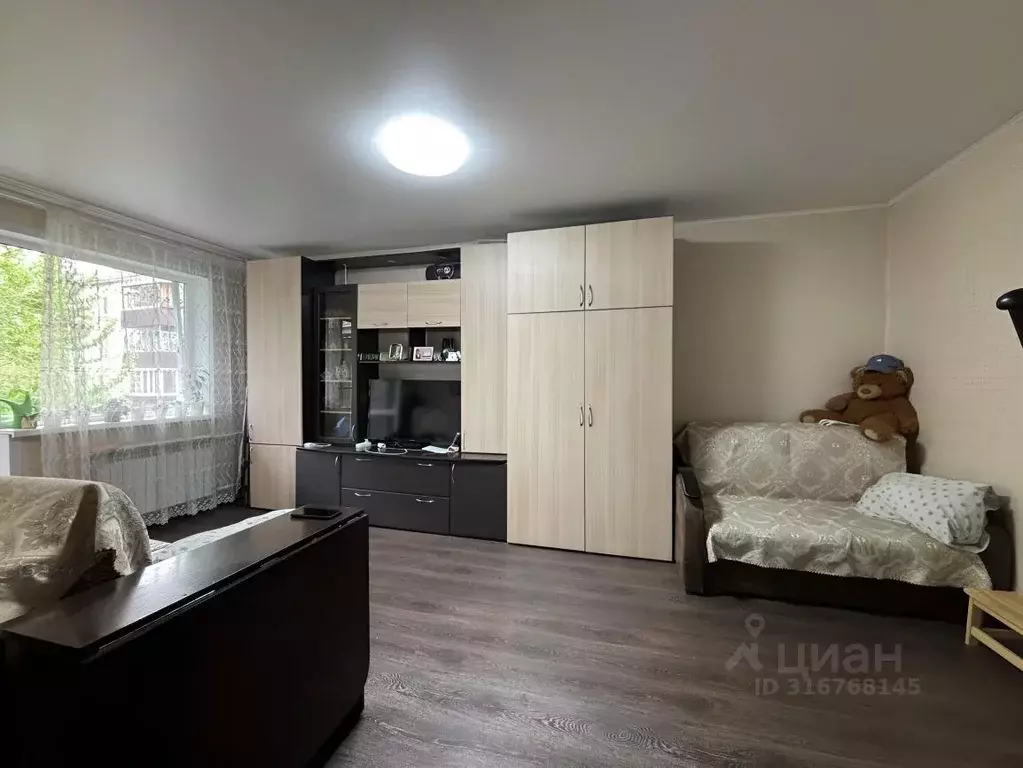 2-к кв. Татарстан, Казань ул. Шамиля Усманова, 17 (43.5 м) - Фото 0