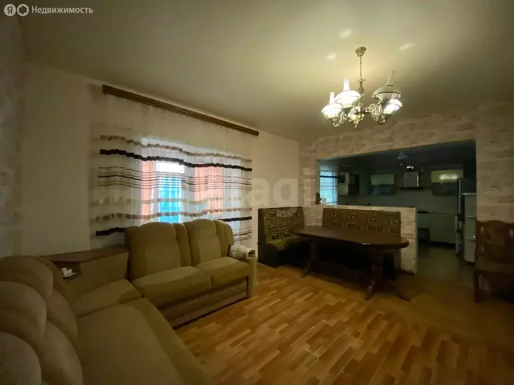 Дом в Санамер, улица Братьев Соломко (260 м) - Фото 1