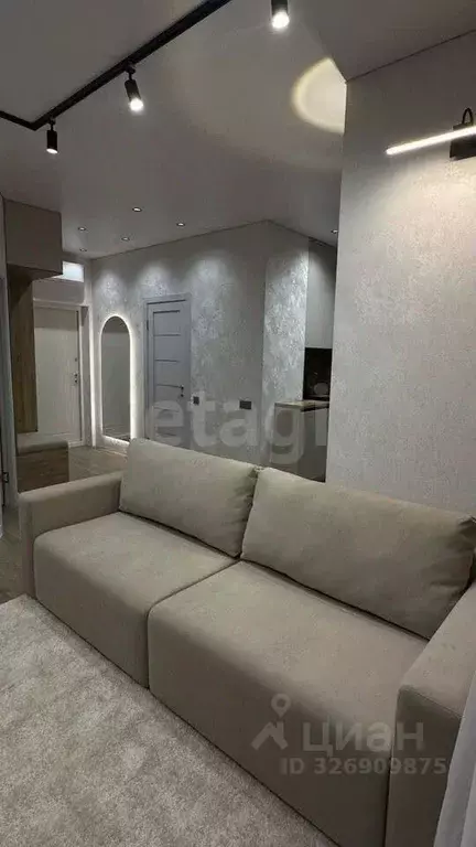 2-к кв. Алтайский край, Барнаул ул. Имени В.Т. Христенко, 2к3 (37.0 м) - Фото 1