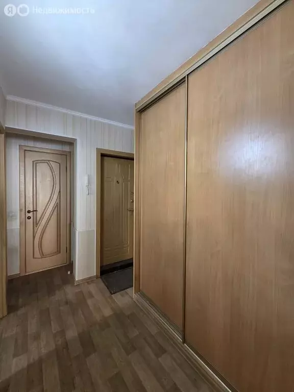 4-комнатная квартира: Омск, улица Яковлева, 4 (59.3 м) - Фото 0