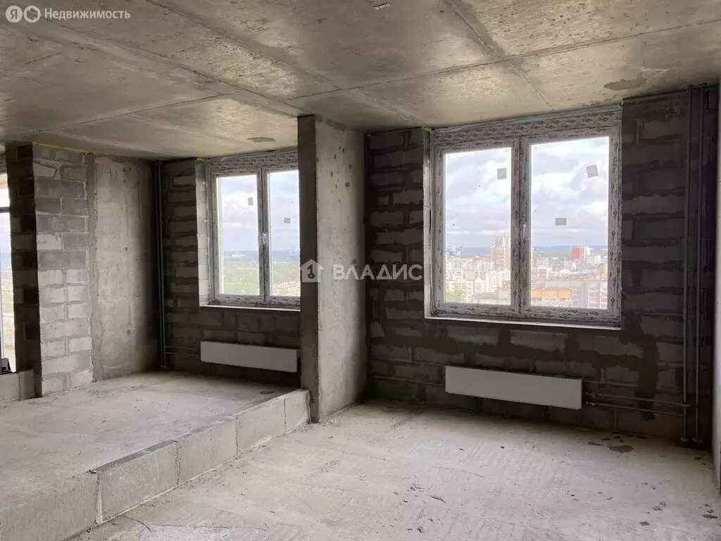 3-комнатная квартира: Калуга, улица Пухова, 58 (92 м) - Фото 1