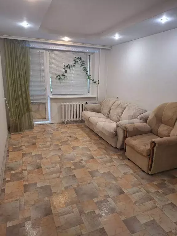 1-к. квартира, 38 м, 1/5 эт. - Фото 1