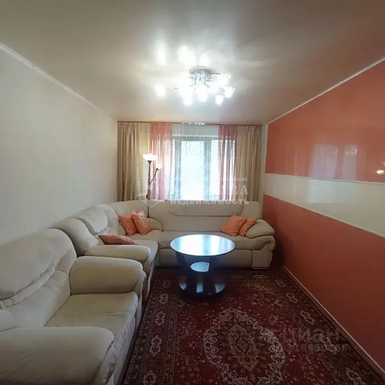 2-к кв. Кемеровская область, Ленинск-Кузнецкий просп. Кирова, 83А ... - Фото 0