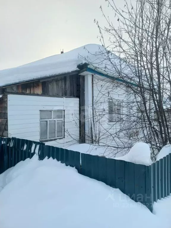 Дом в Свердловская область, Талицкий муниципальный округ, пос. ... - Фото 1