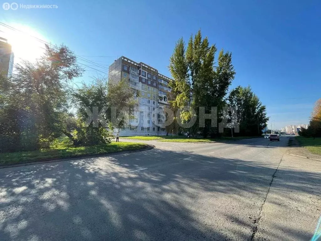 3-комнатная квартира: Кемерово, Московский проспект, 31 (62 м) - Фото 0