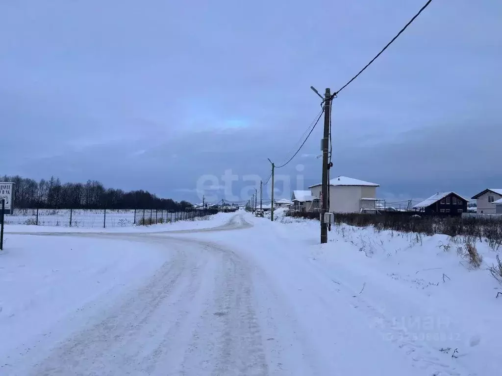 Участок в Ленинградская область, Гатчинский муниципальный округ, д. ... - Фото 1