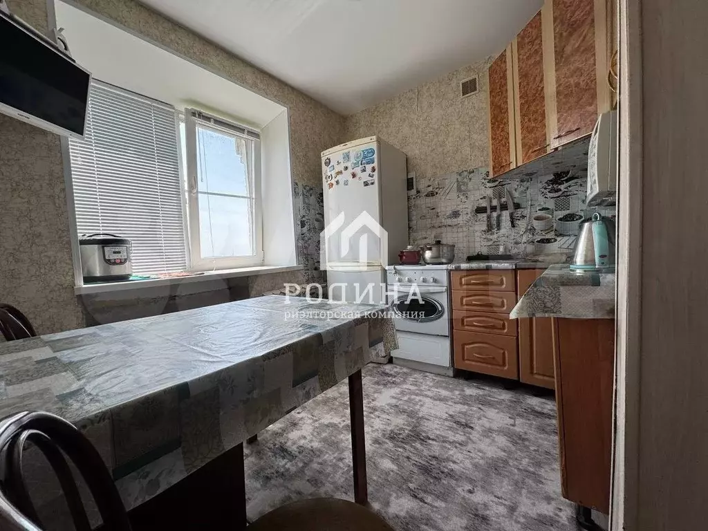 2-к. квартира, 40 м, 9/9 эт. - Фото 1
