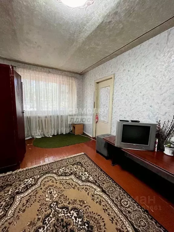 2-к кв. Крым, Керчь ш. Вокзальное, 55 (42.5 м) - Фото 0