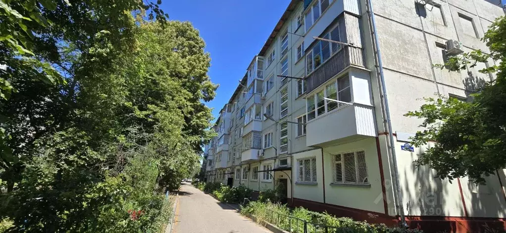 3-к кв. Краснодарский край, Армавир ул. Маркова, 315 (70.0 м) - Фото 0