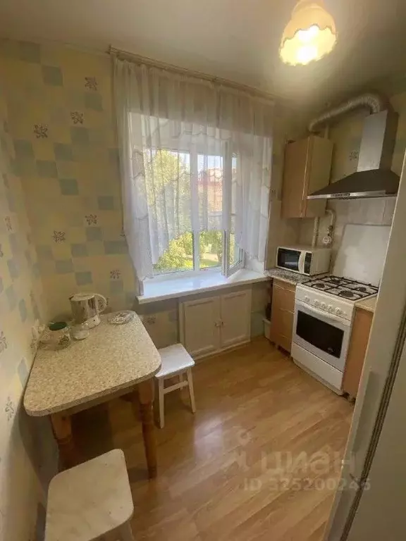 2-к кв. Чувашия, Чебоксары Молодежный пер., 9 (42.3 м) - Фото 1