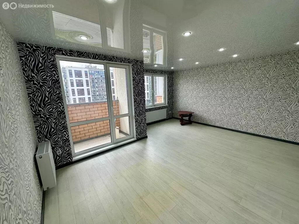 Квартира-студия: Тюмень, улица Вице-адмирала Воронцова, 1 (34.2 м) - Фото 2
