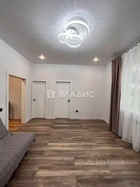 Дом в Бурятия, Улан-Удэ ул. Малахитовая, 10 (255 м) - Фото 2