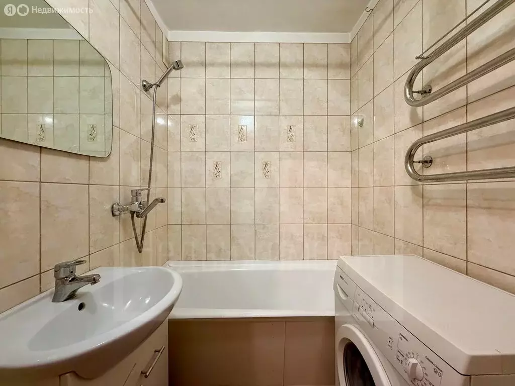 3-комнатная квартира: Омск, Заозёрная улица, 5 (55.5 м) - Фото 1