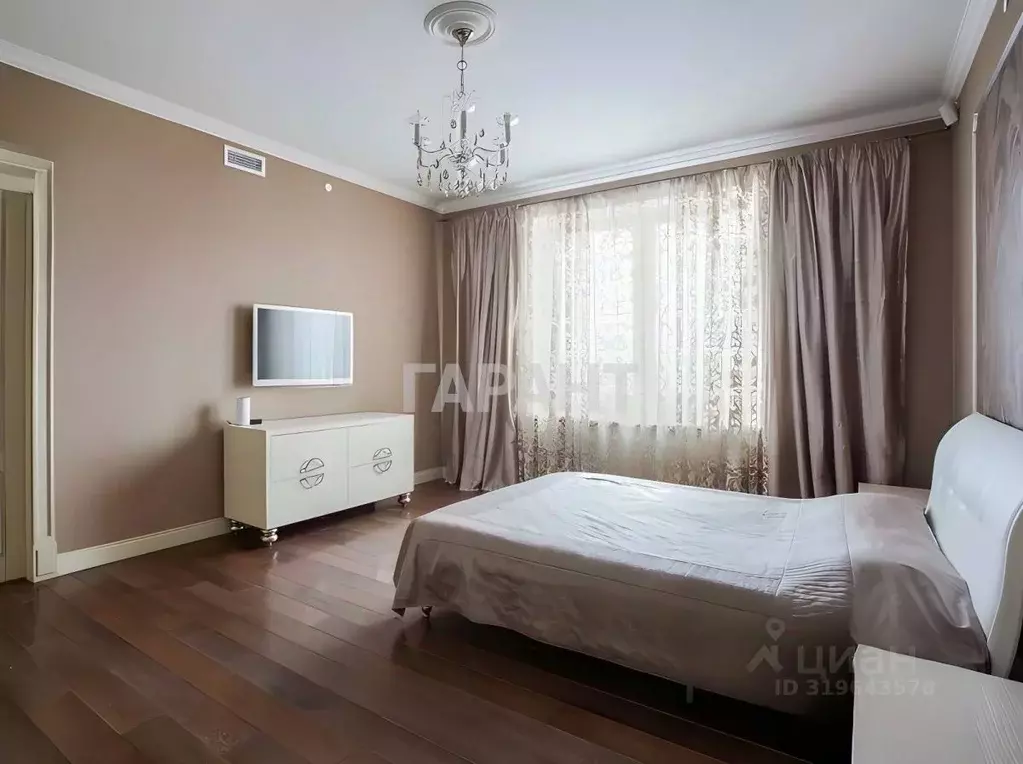 4-к кв. Москва Мосфильмовская ул., 70к2 (146.1 м) - Фото 1