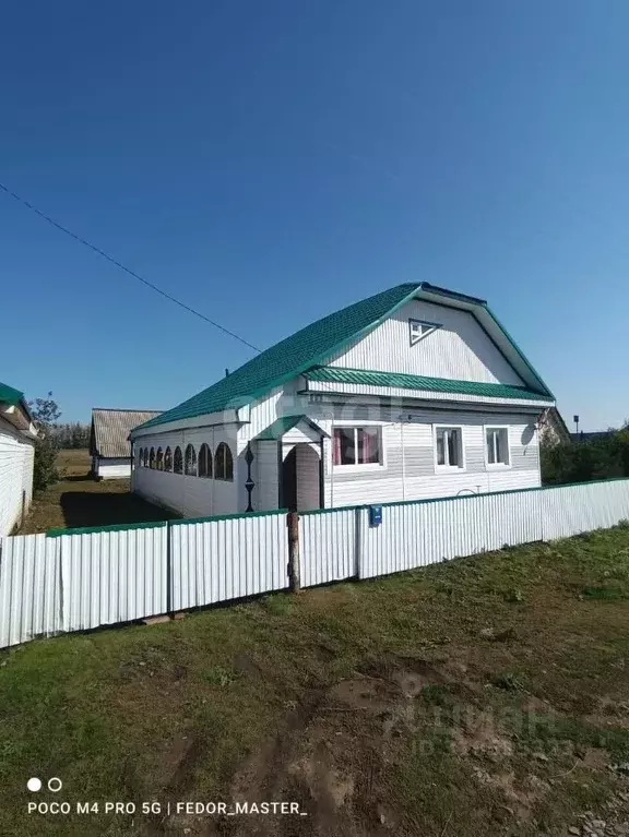 Дом в Башкортостан, Чишминский район, с. Сафарово Тукая ул., 8 (85 м) - Фото 0