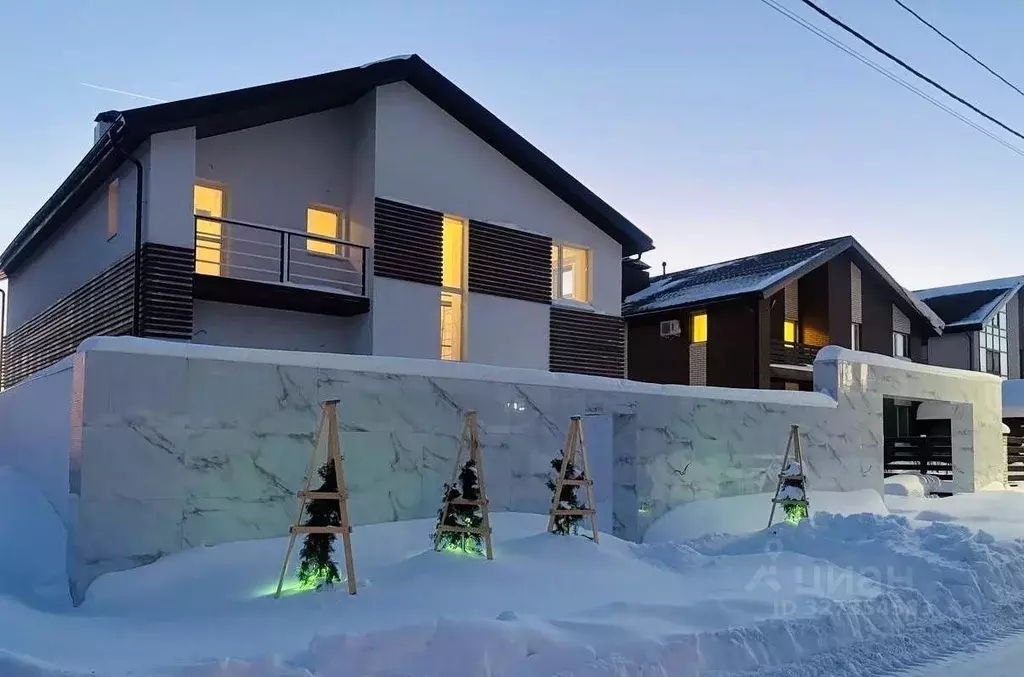 Коттедж в Татарстан, Казань ул. Су Анасы, 41 (250 м) - Фото 1