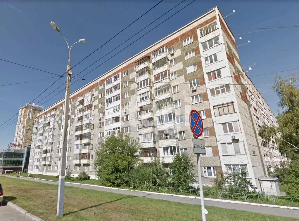 3-к кв. Удмуртия, Ижевск ул. 10 лет Октября, 19 (58.8 м) - Фото 1