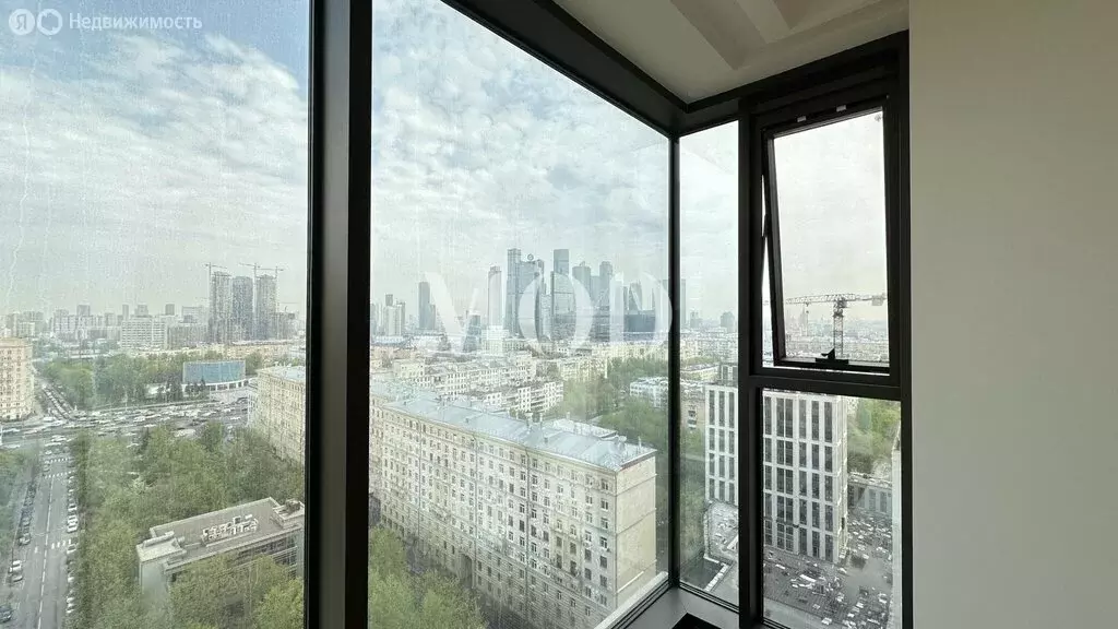 3-комнатная квартира: Москва, Поклонная улица, 9 (86.7 м) - Фото 1