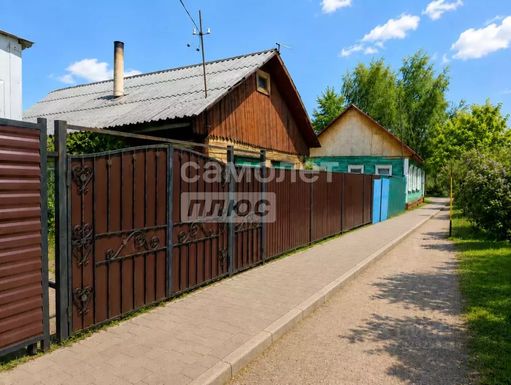 Дом в Омская область, Омск ул. Арнольда Нейбута, 88Б (40 м) - Фото 1