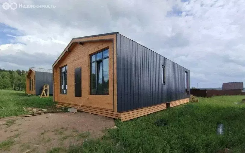 Дом в Дзержинский район, сельское поселение Льва Толстого, село Льва ... - Фото 0