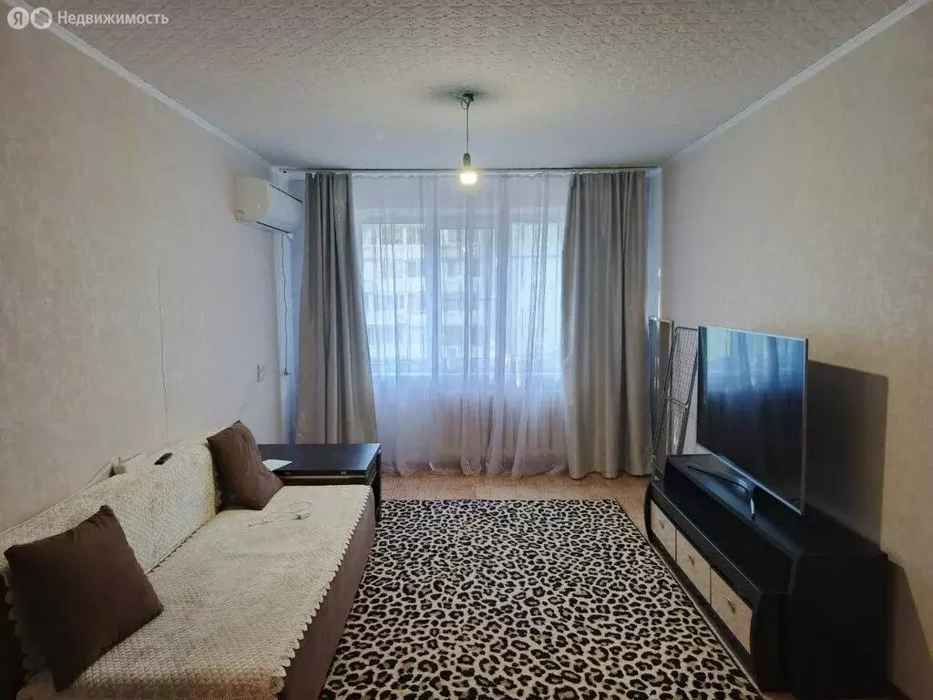 3-комнатная квартира: Хабаровск, улица Карла Маркса, 117 (66.2 м) - Фото 1