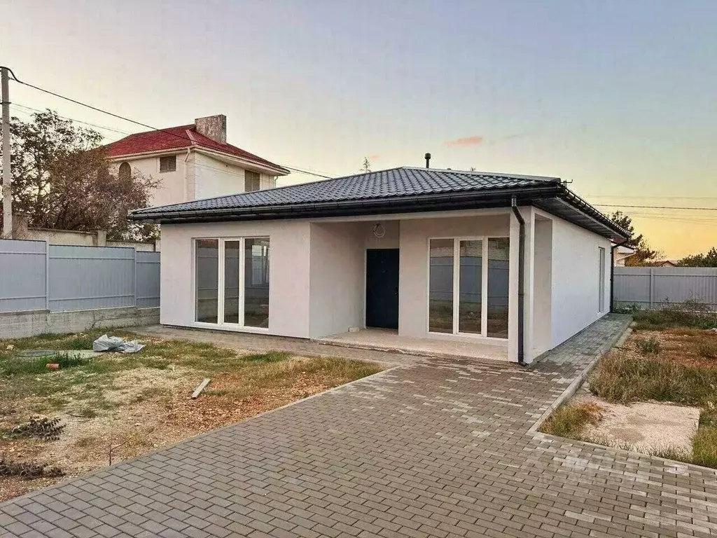 Дом в Севастополь Рассвет-3 садоводческое товарищество,  (110 м) - Фото 1