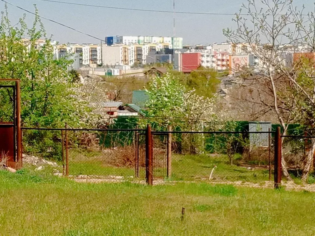 Дом в Волгоградская область, Волгоград ул. Джамбула Джабаева, 10/329 ... - Фото 0