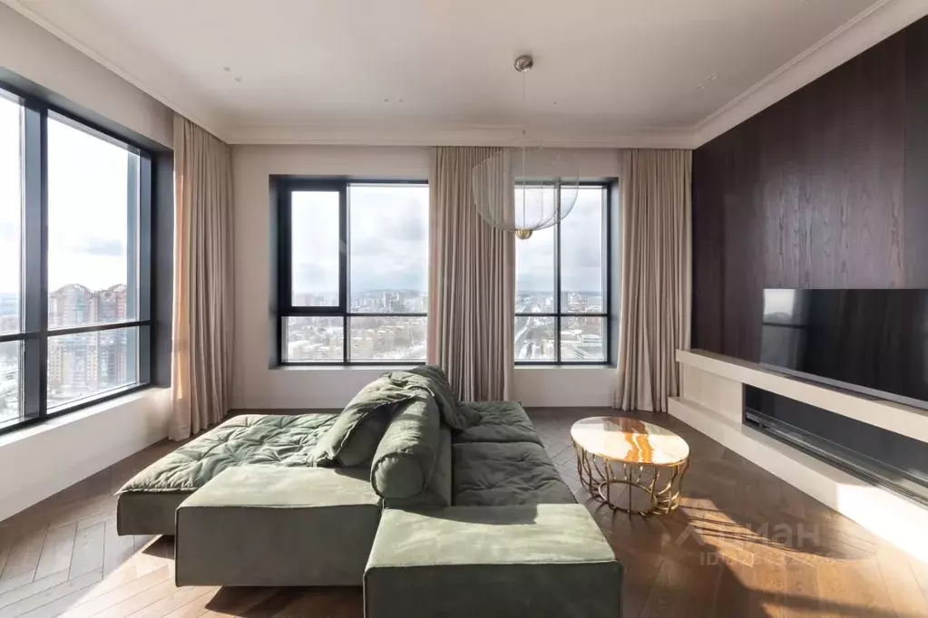 4-к кв. Москва ул. Ивана Франко, 6 (105.0 м) - Фото 1