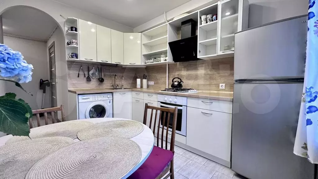 3-к. квартира, 65 м, 6/9 эт. - Фото 0