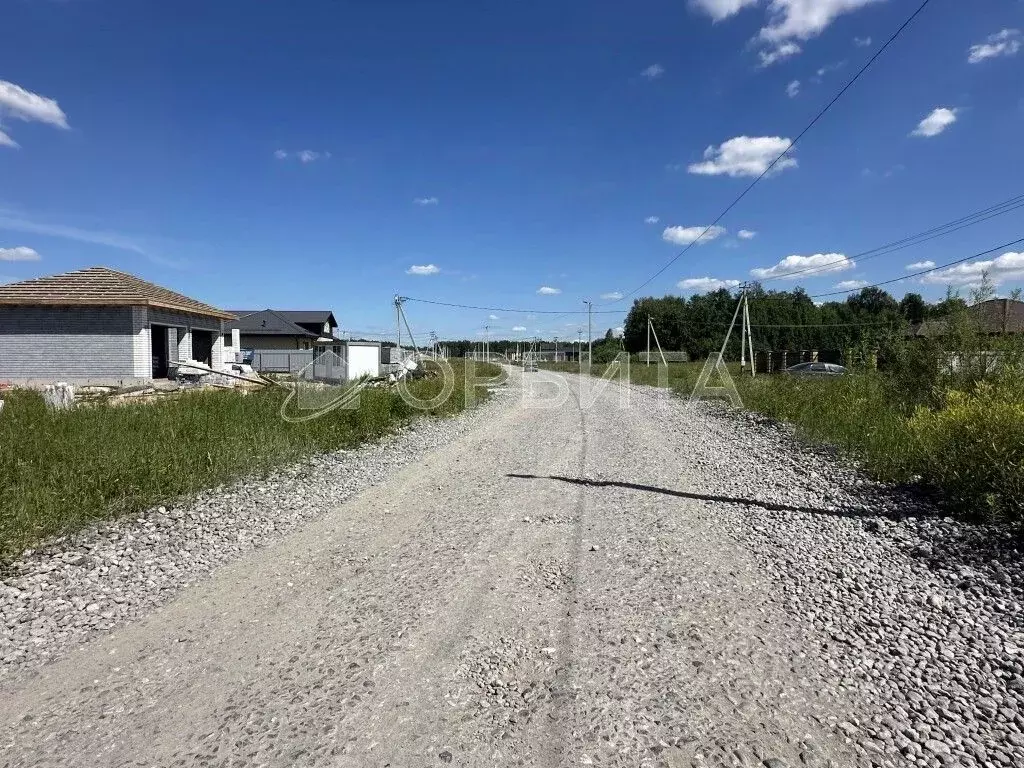 Участок в Тюменская область, Тюменский район, д. Падерина Луговая ул. ... - Фото 0