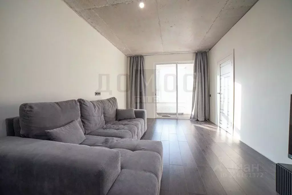 1-к кв. Свердловская область, Екатеринбург ул. Пехотинцев, 2Г (51.3 м) - Фото 2