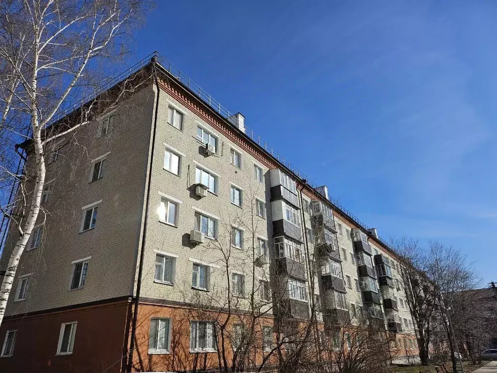 2-к кв. Татарстан, Казань ул. Гагарина, 115 (41.8 м) - Фото 0