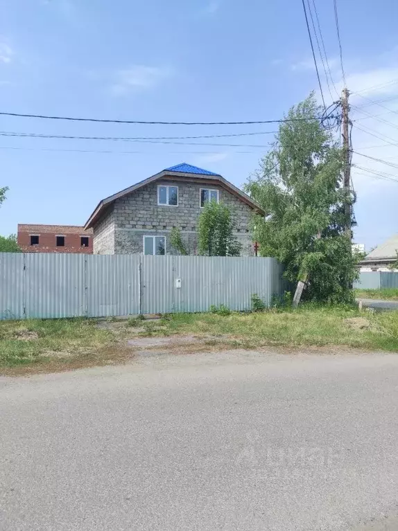 Дом в Свердловская область, Арамиль Красноармейская ул., 60 (170 м) - Фото 0