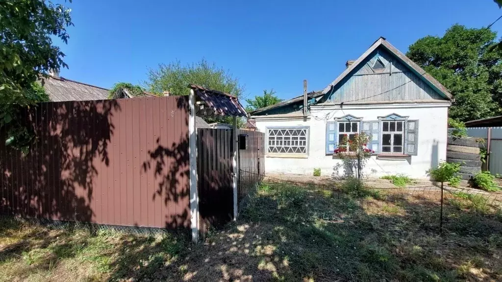 Дом в Краснодарский край, Абинский район, Ахтырское городское ... - Фото 1