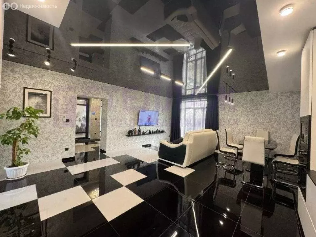 Дом в Коктебель, улица Ильюшина, 5 (180 м) - Фото 1