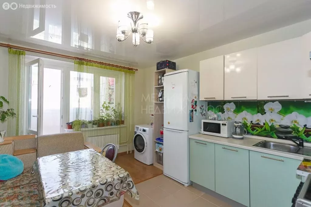 2-комнатная квартира: Тюмень, улица Павла Шарова, 9к1 (67.5 м) - Фото 2