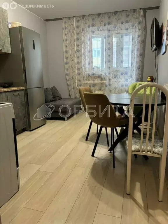 1-комнатная квартира: Тюмень, улица Николая Фёдорова, 17к2 (40.9 м) - Фото 1