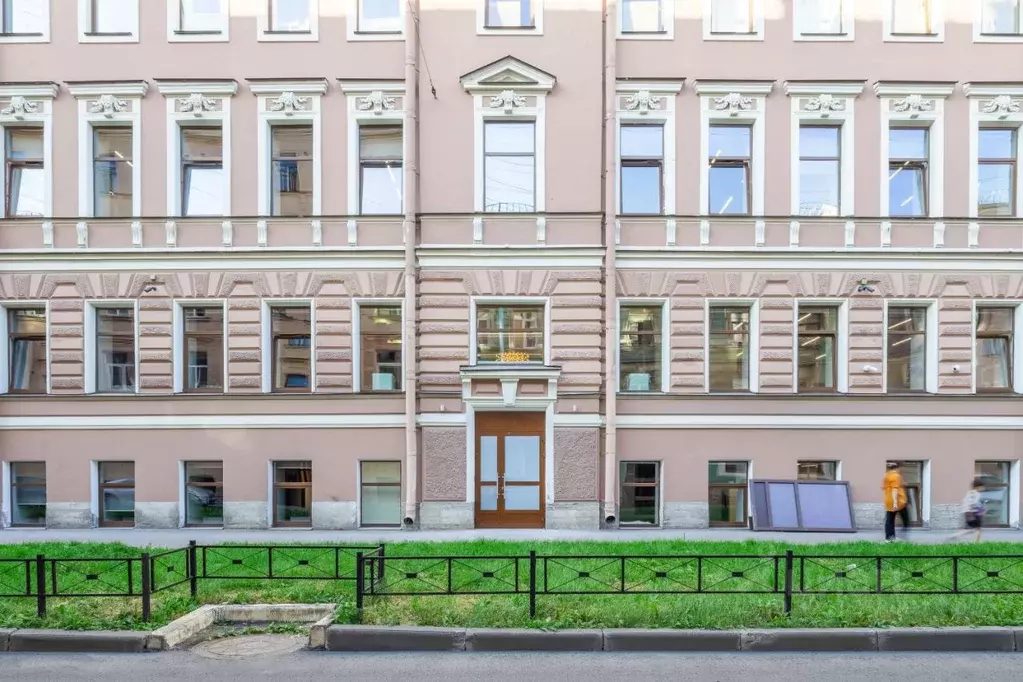 Офис в Санкт-Петербург Верейская ул., 16 (425 м) - Фото 1