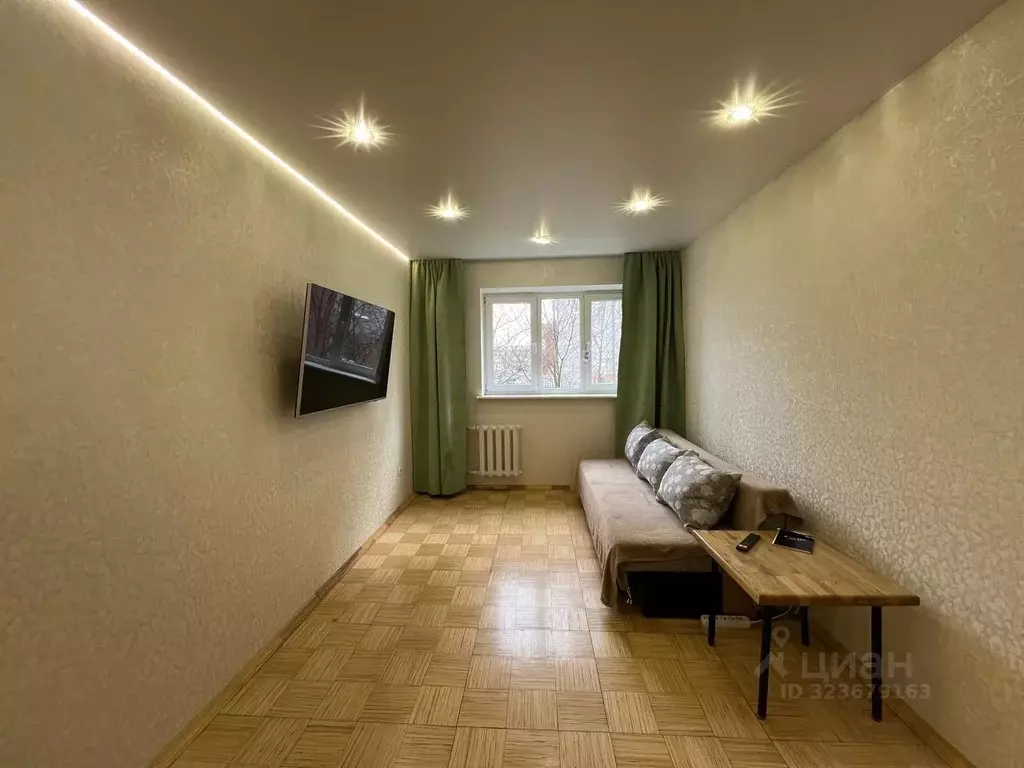 1-к кв. Калининградская область, Калининград пер. Радистов, 2 (30.2 м) - Фото 1