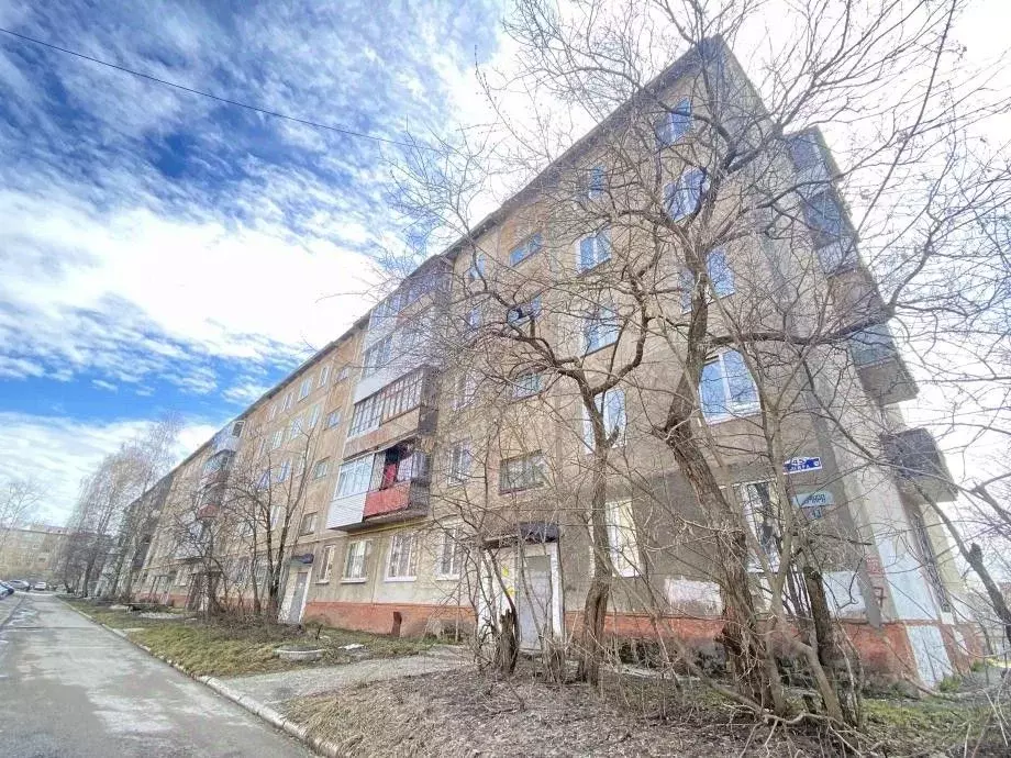 2-к кв. Пермский край, Березники ул. Мира, 45 (46.2 м) - Фото 0