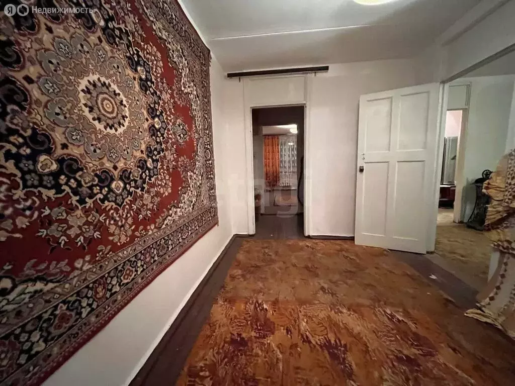 3-комнатная квартира: Нижний Тагил, улица Аганичева, 28 (57.8 м) - Фото 1